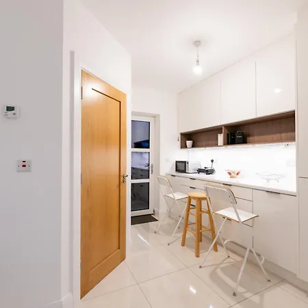 'amalfi' Coast Road, Oranmore 3*