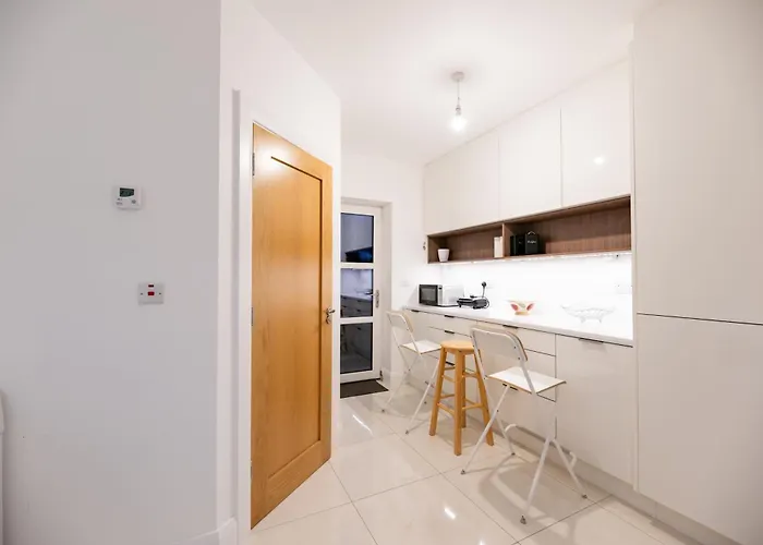 'amalfi' Coast Road, Oranmore 3*